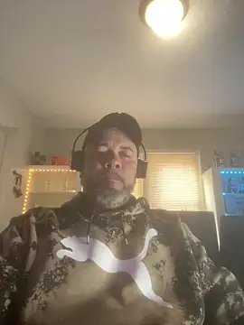 Cristian-Brayan online show from 02-23-25, 01:42