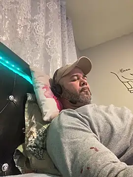 Cristian-Brayan online show from 02-23-26, 09:26