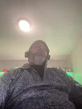 Cristian-Brayan online show from 01-17-25, 02:50