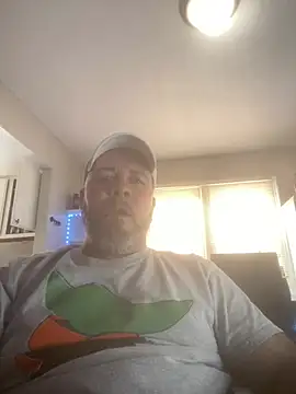 Cristian-Brayan online show from 02-20-25, 04:47