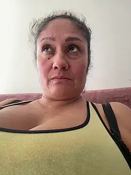 Snapshot of gabiTetas chatting on 02-02-26, 05:34 gabiTetas online show from 02-02-26, 05:34