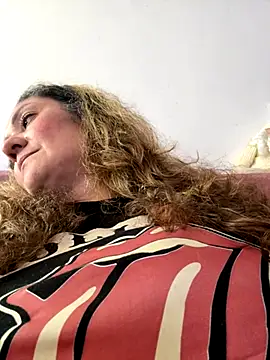 Snapshot of gabiTetas chatting on 11-26-25, 07:36 gabiTetas online show from 11-26-25, 07:36