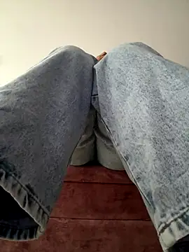 Snapshot of gabiTetas chatting on 12-16-25, 08:24 gabiTetas online show from 12-16-25, 08:24