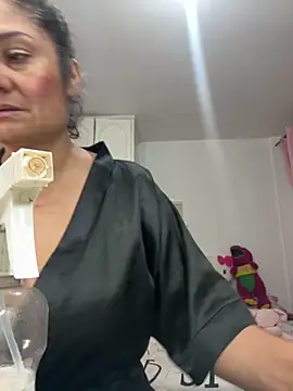 Snapshot of gabiTetas chatting on 09-26-25, 08:05 gabiTetas online show from 09-26-25, 08:05