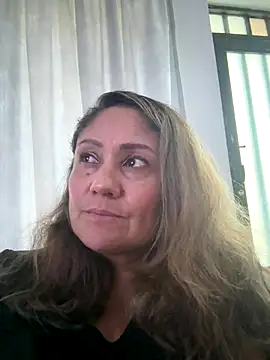 Snapshot of gabiTetas chatting on 10-07-25, 09:38 gabiTetas online show from 10-07-25, 09:38