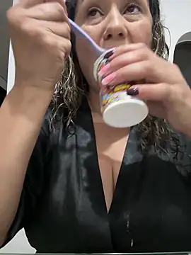 Snapshot of gabiTetas chatting on 03-03-26, 11:01 gabiTetas online show from 03-03-26, 11:01