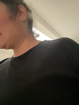 Snapshot of gabiTetas chatting on 11-24-25, 07:47 gabiTetas online show from 11-24-25, 07:47