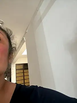 Snapshot of gabiTetas chatting on 10-26-25, 07:25 gabiTetas online show from 10-26-25, 07:25