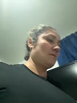 Snapshot of gabiTetas chatting on 09-16-25, 08:43 gabiTetas online show from 09-16-25, 08:43