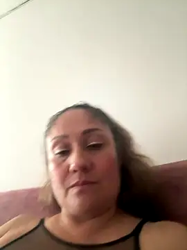 Snapshot of gabiTetas chatting on 10-01-25, 08:02 gabiTetas online show from 10-01-25, 08:02