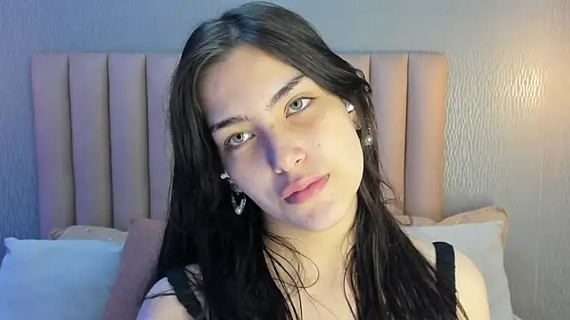 Alexa Thaylor  online show from 09-27-25, 01:28