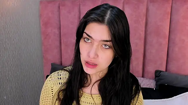 Alexa Thaylor  online show from 11-12-25, 01:26