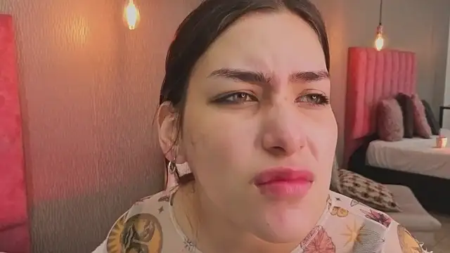 Alexa Thaylor  online show from 04-09-26, 03:29