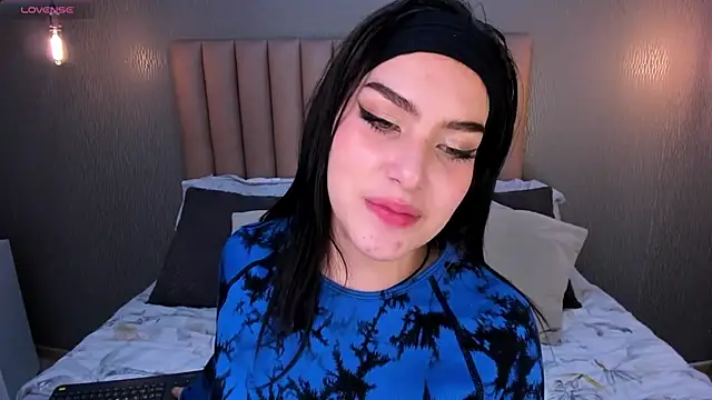 Alexa Thaylor  online show from 03-20-25, 02:32