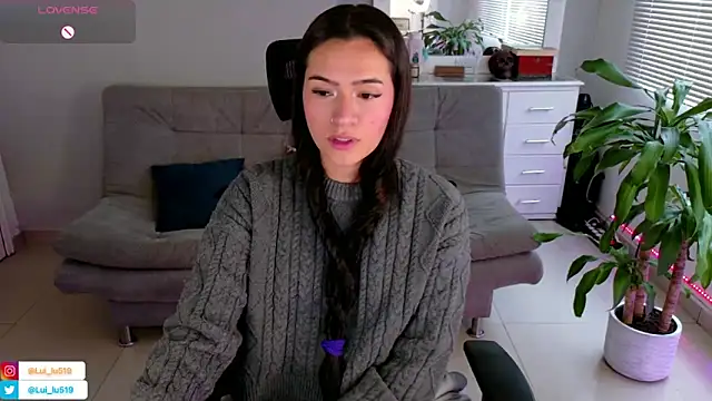 Snapshot of ImLui_lu chatting on 02-22-25, 08:20 ImLui lu online show from 02-22-25, 08:20