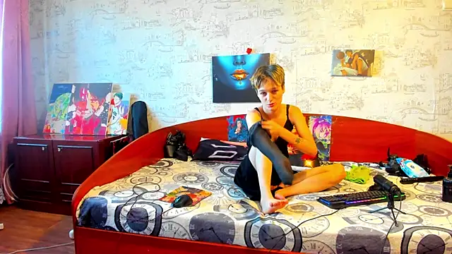 KagamiTayga online show from 09-13-25, 08:36