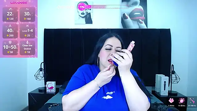 Snapshot of valentina_fox01 chatting on 02-13-26, 11:16 valentina fox01 online show from 02-13-26, 11:16