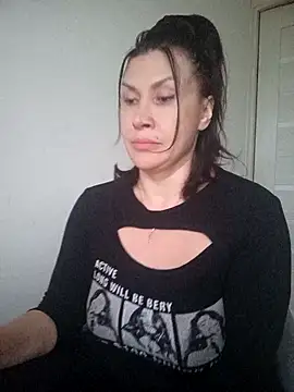 Snapshot of ROXOLANAA_SEXY chatting on 05-12-26, 05:19 ROXOLANAA SEXY online show from 05-12-26, 05:19