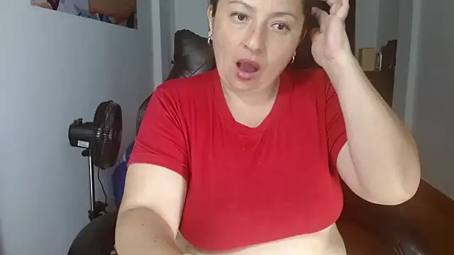 Victoriaevans1 online show from 02-02-26, 07:13