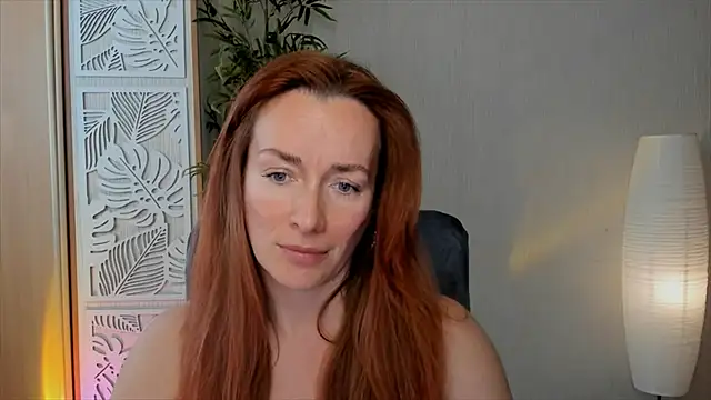 RebeccaMartinez online show from 04-05-26, 07:37