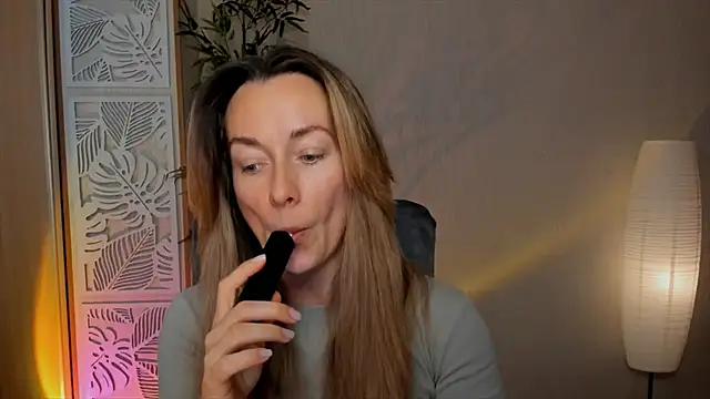 RebeccaMartinez online show from 02-26-26, 12:16