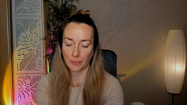 RebeccaMartinez online show from 03-01-26, 06:24