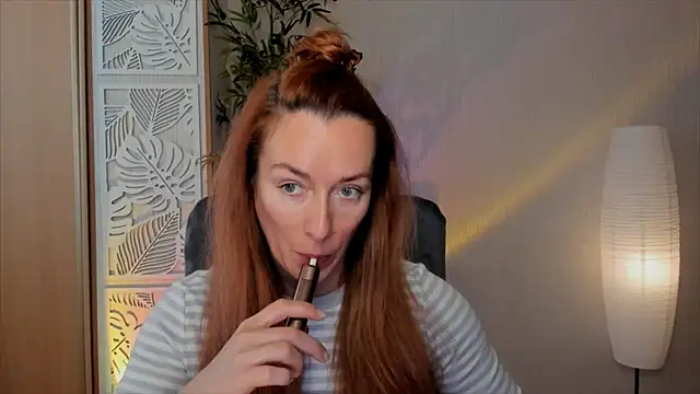 RebeccaMartinez online show from 04-11-26, 08:29