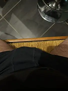 mattexhibe online show from 01-09-26, 07:21