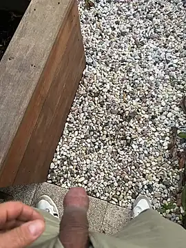 Snapshot of mattexhibe chatting on 01-01-25, 09:49 mattexhibe online show from 01-01-25, 09:49