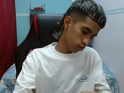 Angelstripboy online show from 03-05-26, 05:15