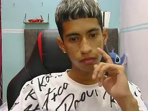 Angelstripboy online show from 03-14-26, 04:24