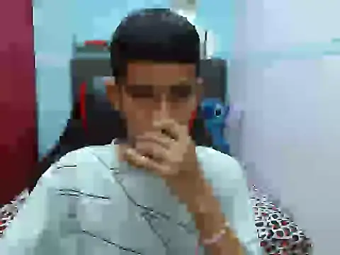 Angelstripboy online show from 02-05-26, 01:01