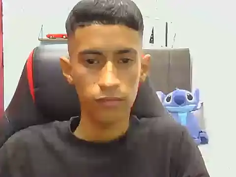 Angelstripboy online show from 06-15-26, 09:03