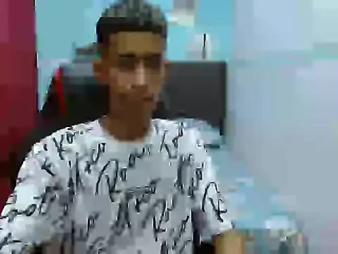 Angelstripboy online show from 10-06-25, 11:05