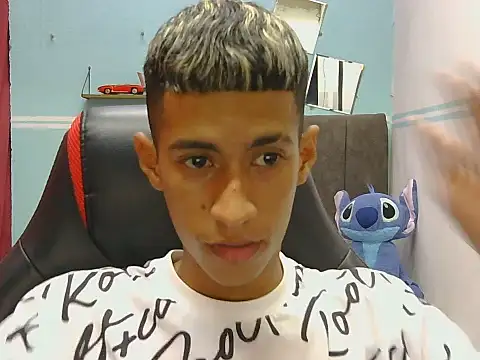 Angelstripboy online show from 08-08-26, 08:05