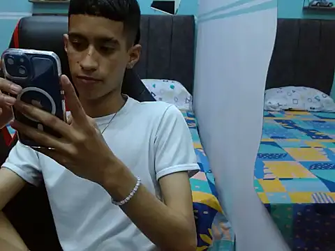 Angelstripboy online show from 01-10-25, 04:51