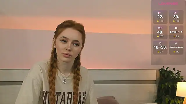 Snapshot of Phoenix_Margo chatting on 10-13-25, 03:19 Phoenix Margo online show from 10-13-25, 03:19