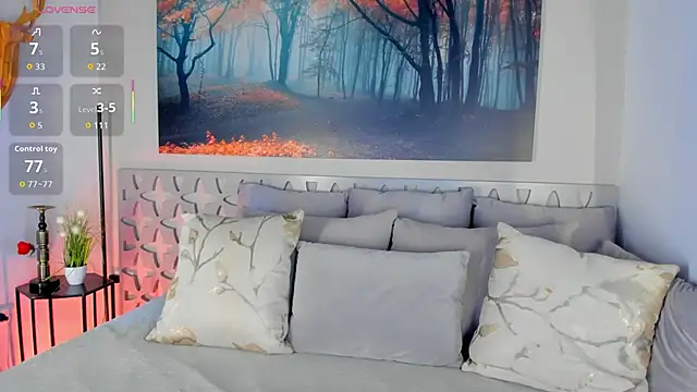 susan cute198 online show from 11-29-25, 12:16