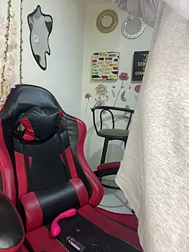 Liamiler01  online show from 04-23-26, 12:39