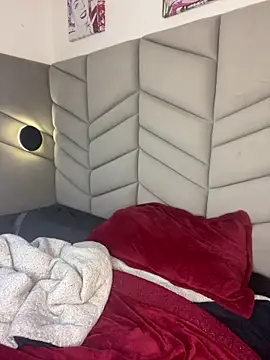 Snapshot of Liamiler01_ chatting on 02-26-26, 04:01 Liamiler01 online show from 02-26-26, 04:01