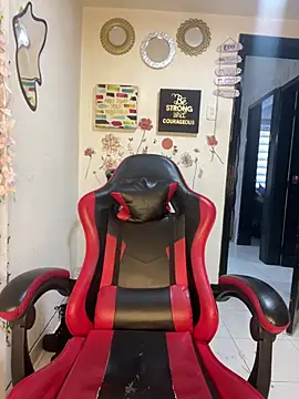 Liamiler01  online show from 04-22-26, 12:34