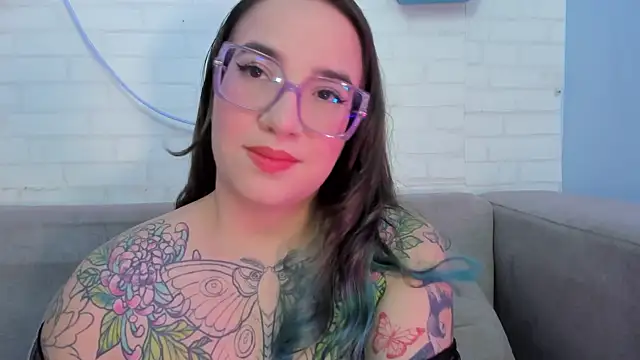 Snapshot of DEVA_BLUE_ chatting on 02-07-25, 04:48 DEVA BLUE  online show from 02-07-25, 04:48