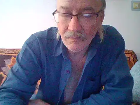 Snapshot of cumloverboyxx69 chatting on 02-20-25, 01:30 cumloverboyxx69 online show from 02-20-25, 01:30