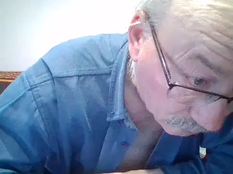 Snapshot of cumloverboyxx69 chatting on 02-22-25, 04:18 cumloverboyxx69 online show from 02-22-25, 04:18