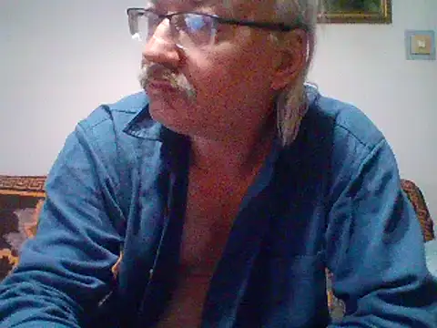 Snapshot of cumloverboyxx69 chatting on 02-20-25, 01:46 cumloverboyxx69 online show from 02-20-25, 01:46