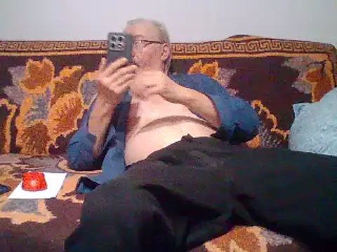 Snapshot of cumloverboyxx69 chatting on 02-24-25, 07:30 cumloverboyxx69 online show from 02-24-25, 07:30