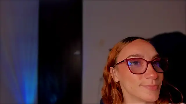 Snapshot of _lh_ chatting on 02-03-25, 02:13  lh  online show from 02-03-25, 02:13