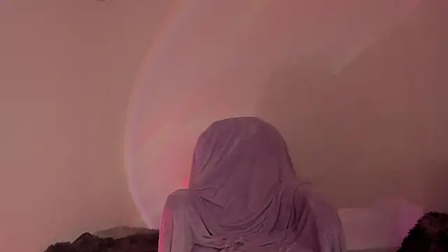 Snapshot of _lh_ chatting on 10-02-25, 02:20  lh  online show from 10-02-25, 02:20