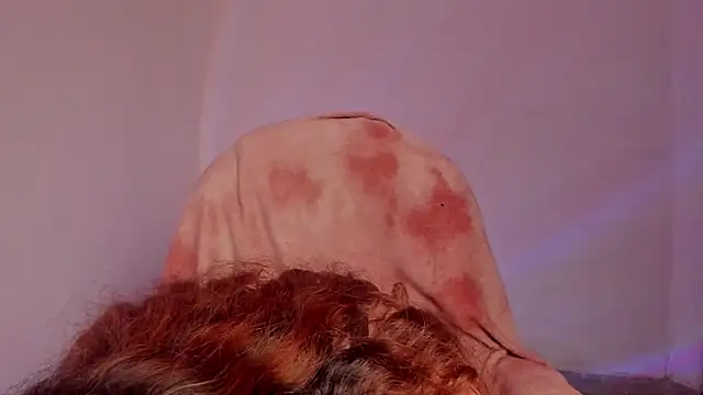 Snapshot of _lh_ chatting on 09-15-25, 05:41  lh  online show from 09-15-25, 05:41