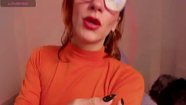 Snapshot of _lh_ chatting on 09-30-25, 01:39  lh  online show from 09-30-25, 01:39